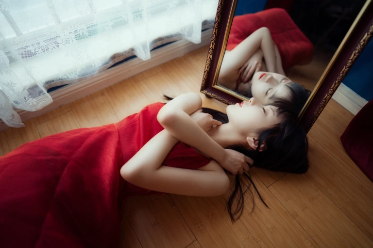 《Rose》｜Shika小鹿鹿 · 8张写真