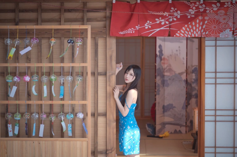 《蓝裙子》｜Shika小鹿鹿 · 16张写真