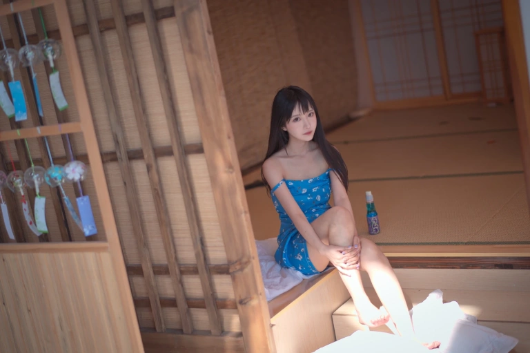 《蓝裙子》｜Shika小鹿鹿 · 16张写真