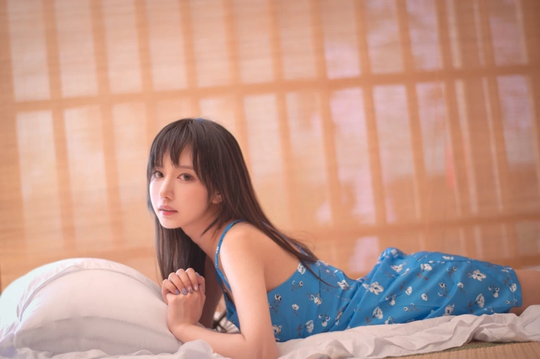 《蓝裙子》｜Shika小鹿鹿 · 16张写真