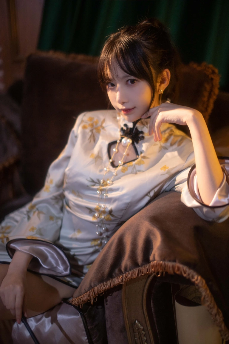 《中秋旗袍》｜Shika小鹿鹿 · 12张写真