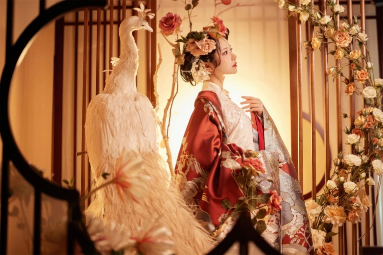 《大明富贵花》｜Shika小鹿鹿 · 11张写真