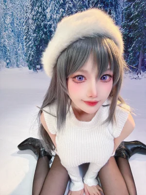 《麻衣学姐》｜Shika小鹿鹿 · 25张写真