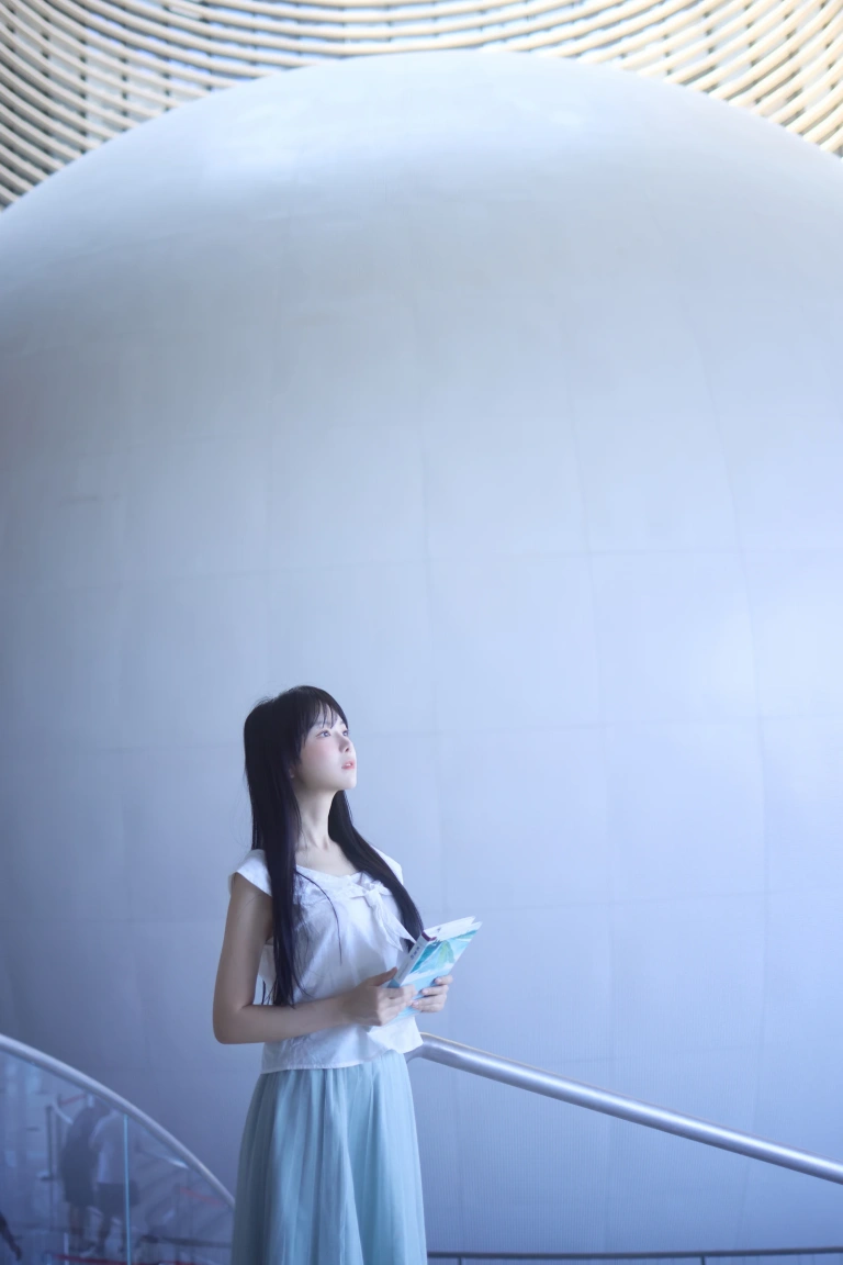 《图书馆》｜Shika小鹿鹿 · 16张写真