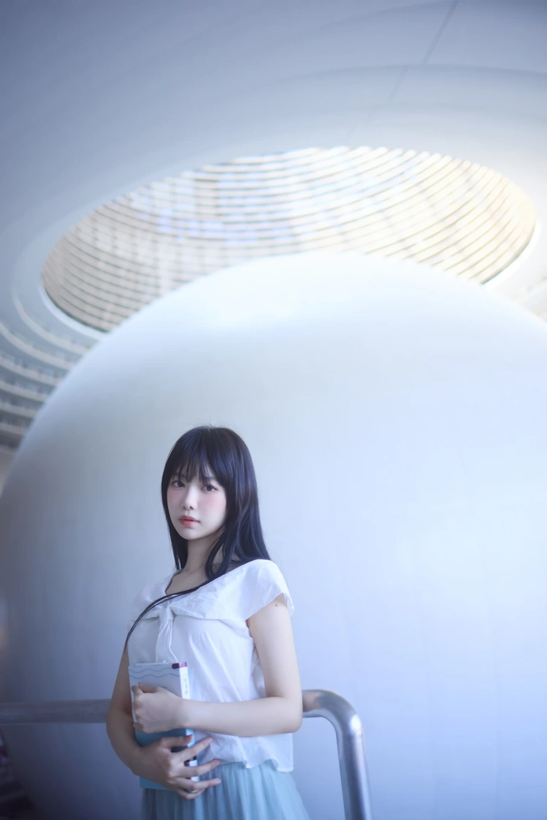 《图书馆》｜Shika小鹿鹿 · 16张写真