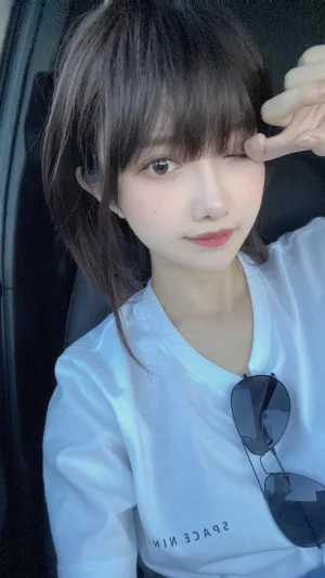 《莎拉自拍集》｜Shika小鹿鹿 · 30张写真