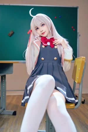 《邻座艾莉同学》｜Shika小鹿鹿 · 38张写真、2 个视频