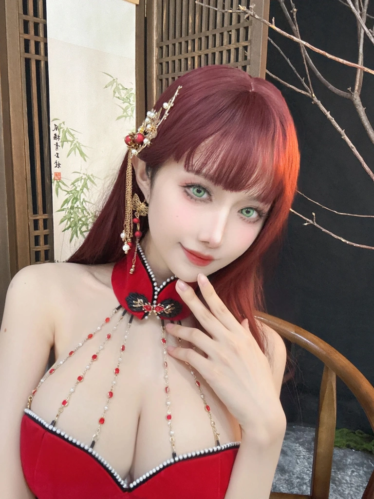 《新年红旗袍》｜Shika小鹿鹿 · 30张写真