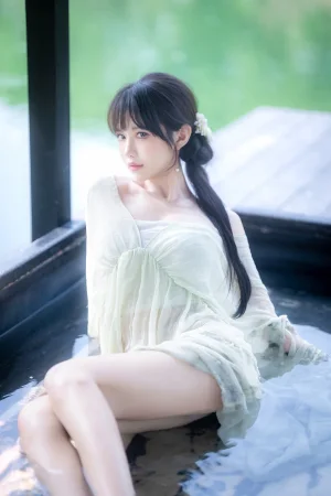 《江南水色》｜Shika小鹿鹿 · 65张写真、3 个视频