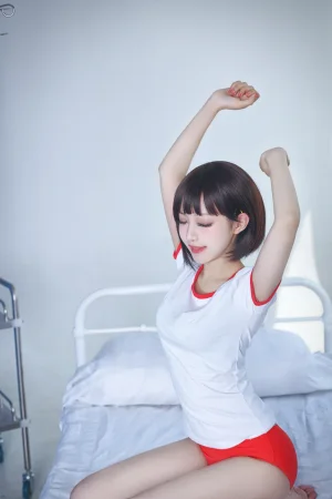《保健室》｜Shika小鹿鹿 · 12张写真