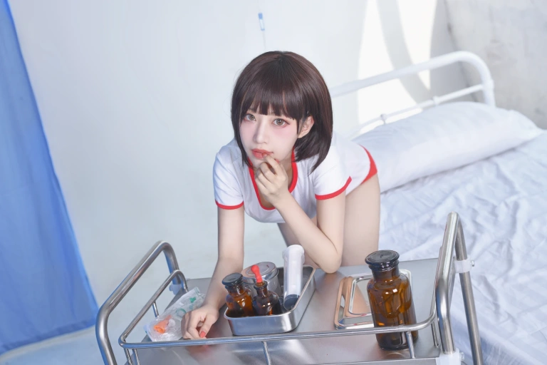 《保健室》｜Shika小鹿鹿 · 12张写真