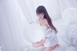 《纯白》｜Shika小鹿鹿 · 18张写真