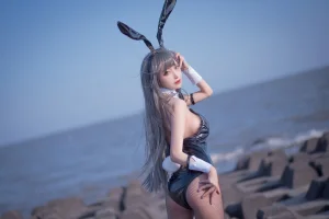 《麻衣学姐》｜Shika小鹿鹿 · 18张写真