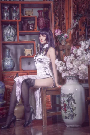 《学姐旗袍》｜Shika小鹿鹿 · 13张写真