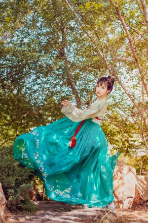 《中秋》｜Shika小鹿鹿 · 18张写真