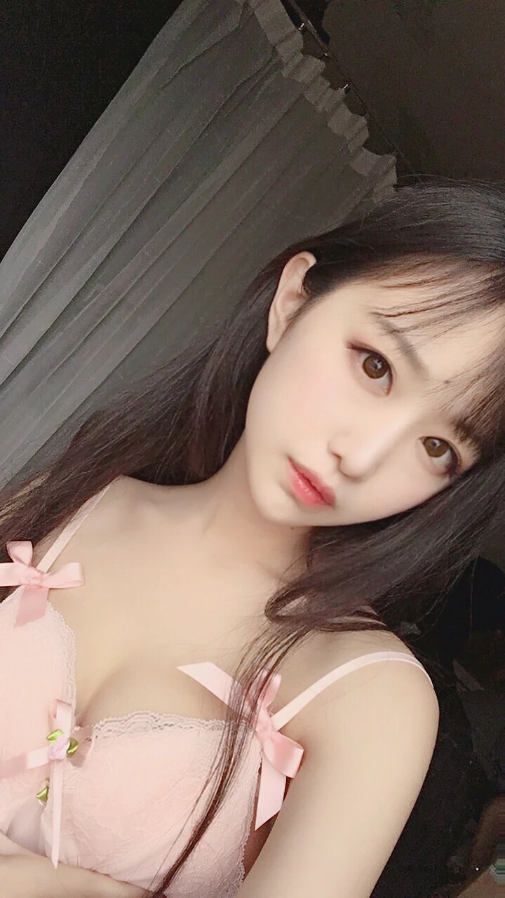 《自拍》｜Shika小鹿鹿 · 80张写真