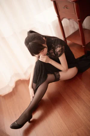 《小鹿乱撞》｜Shika小鹿鹿 · 20张写真