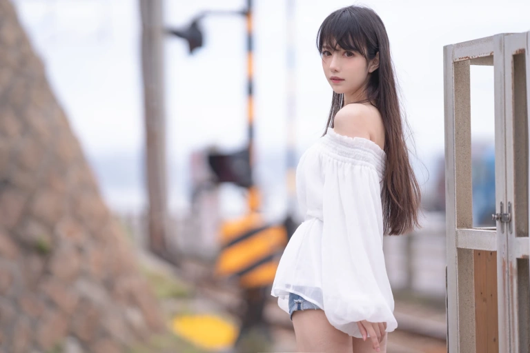 《以夏之名 真爱版》｜Shika小鹿鹿 · 20张写真