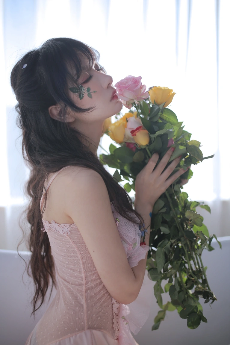 《HANA真爱版电子壁纸》｜Shika小鹿鹿 · 20张写真