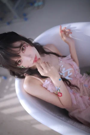 《HANA真爱版电子壁纸》｜Shika小鹿鹿 · 20张写真
