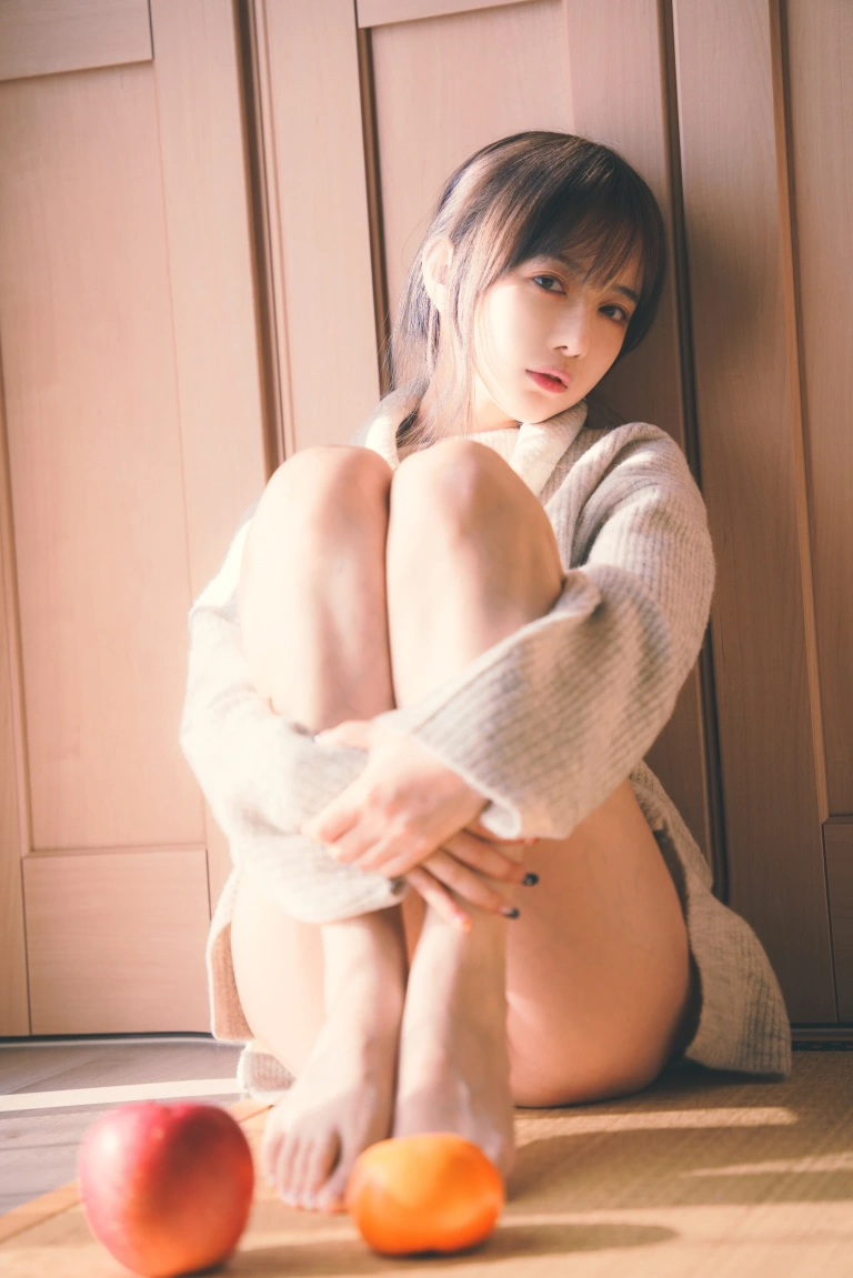 《小鹿日和 绘事空（上下册）》｜Shika小鹿鹿 · 40张写真