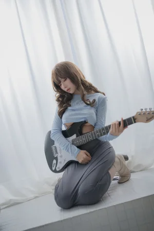 《吉他妹妹》｜Shika小鹿鹿 · 20张写真