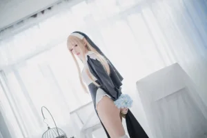 《修女》｜Shika小鹿鹿 · 16张写真