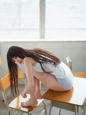 《羽鸟》｜Shika小鹿鹿 · 20张写真