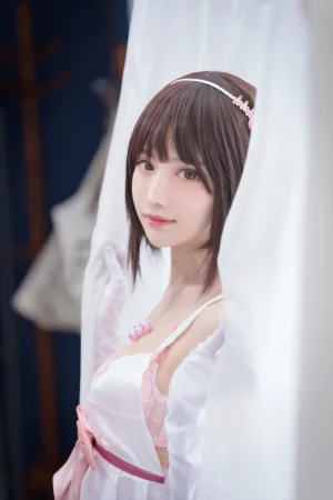 《加藤惠》｜Shika小鹿鹿 · 61张写真、1 个视频