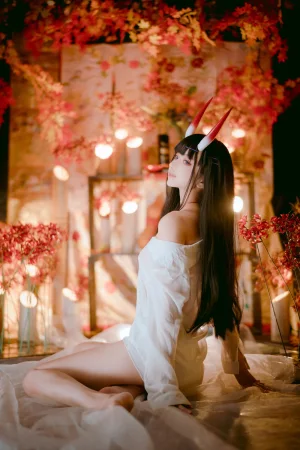 《能代睡衣》｜Shika小鹿鹿 · 17张写真、1 个视频