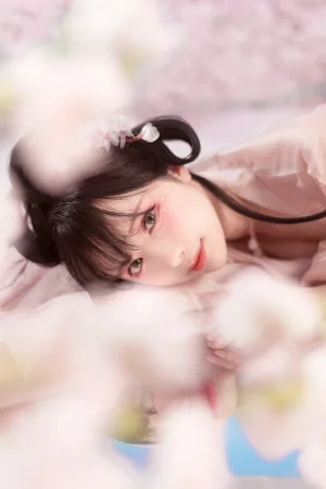 《汉服写真》｜Shika小鹿鹿 · 13张写真