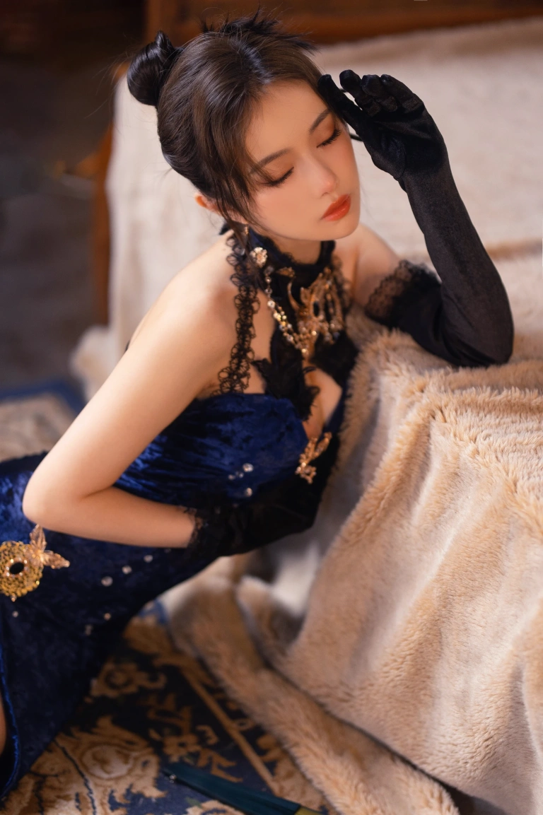 《旗袍 烽火经年》｜Shika小鹿鹿 · 24张写真、2 个视频