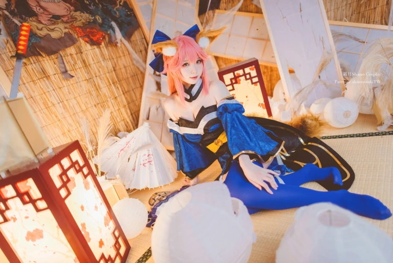 《玉藻前》｜霜月shimo · 15张写真
