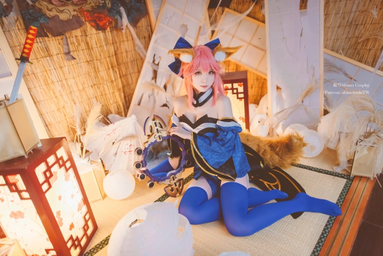 《玉藻前》｜霜月shimo · 15张写真