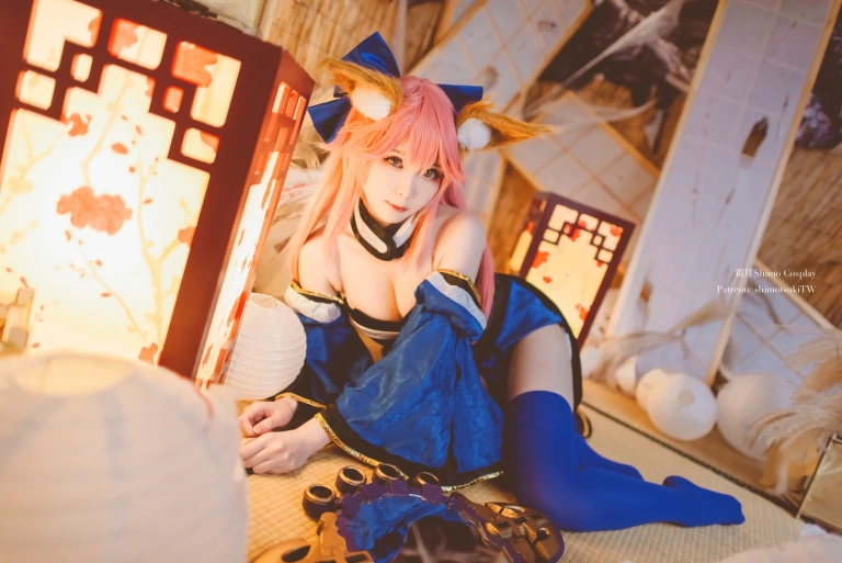 《玉藻前》｜霜月shimo · 15张写真