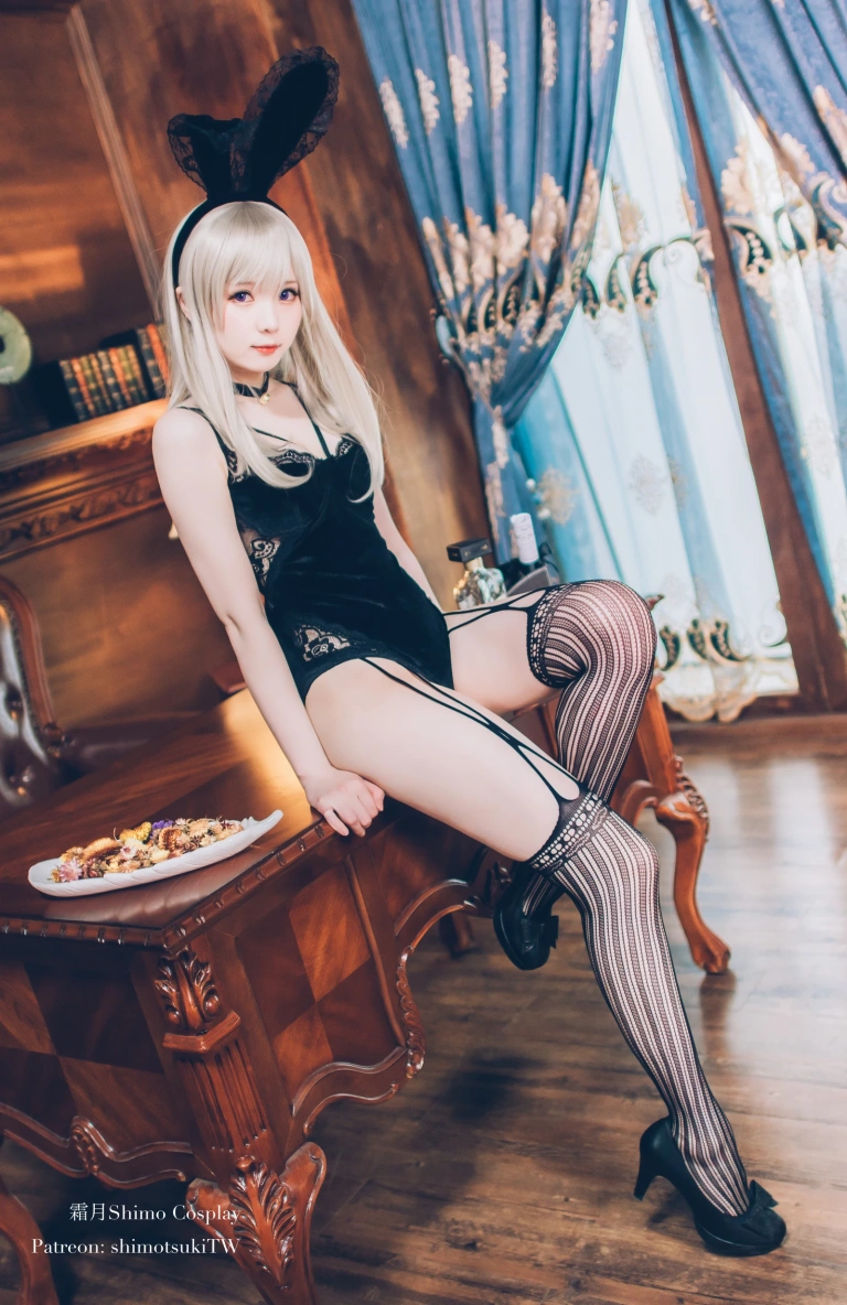 《兔耳狼 私服》｜霜月shimo · 14张写真
