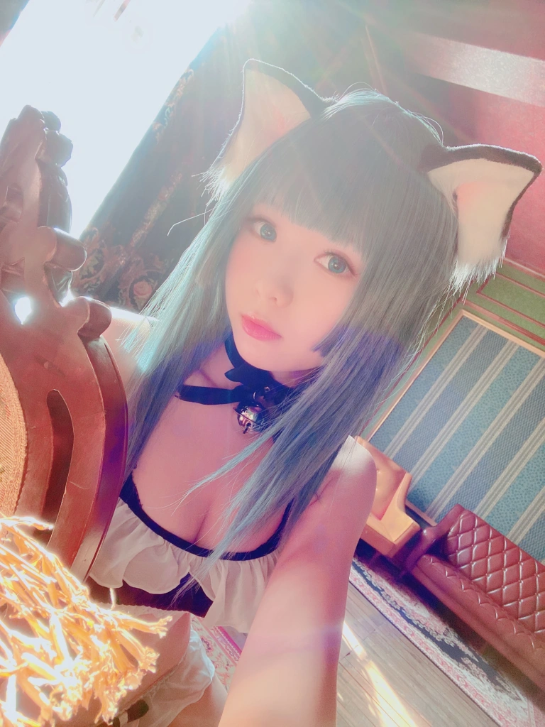 《私服》｜霜月shimo · 18张写真