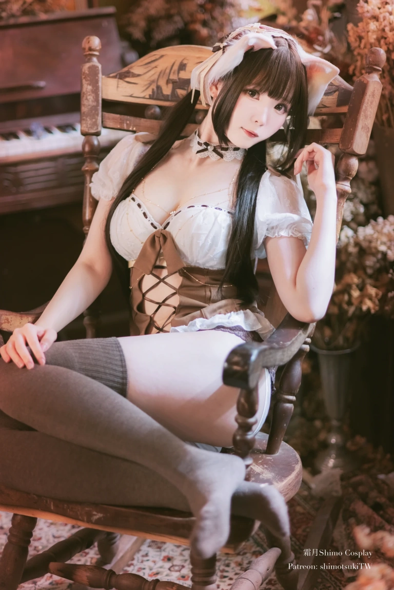 《室内私服》｜霜月shimo · 17张写真
