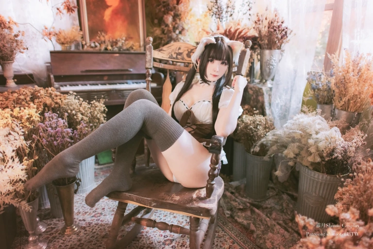 《室内私服》｜霜月shimo · 17张写真