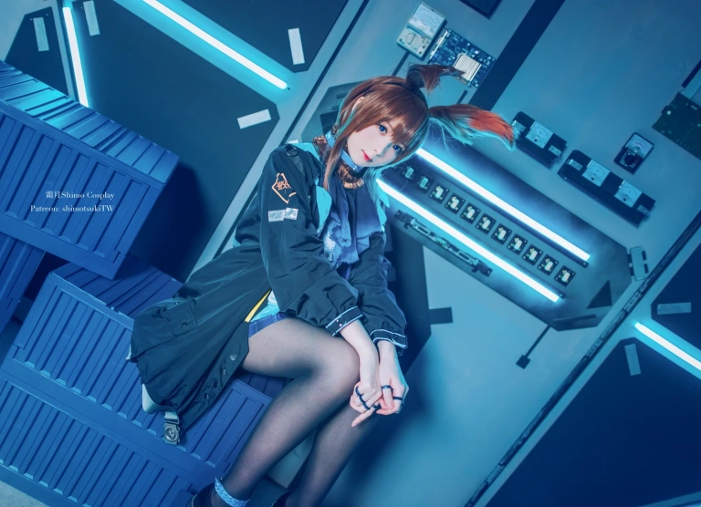《明日方舟 阿米娅》｜霜月shimo · 18张写真