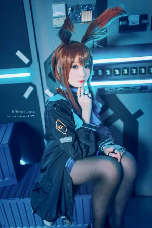 《明日方舟 阿米娅》｜霜月shimo · 18张写真