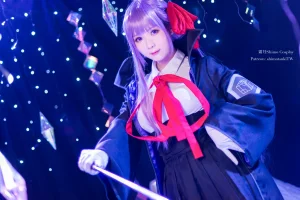 《BB》｜霜月shimo · 14张写真