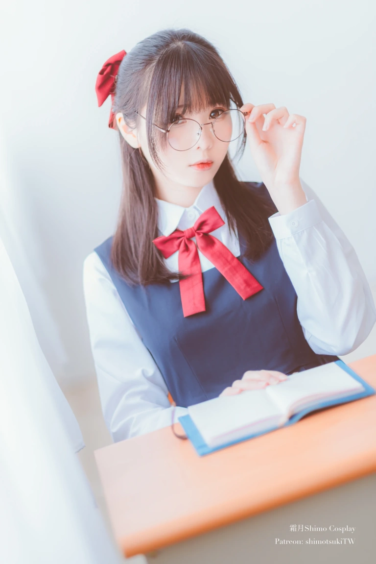 《JK》｜霜月shimo · 17张写真