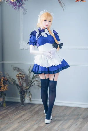 《贞德》｜霜月shimo · 15张写真