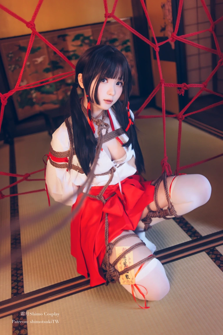 《巫女捆绑》｜霜月shimo · 24张写真