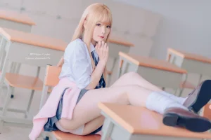 《金发制服》｜霜月shimo · 8张写真