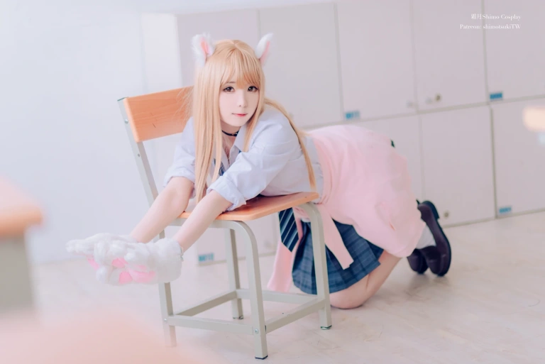 《金发制服》｜霜月shimo · 8张写真