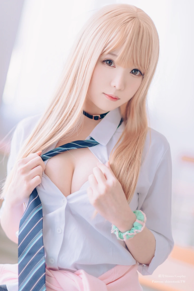 《金发制服》｜霜月shimo · 8张写真
