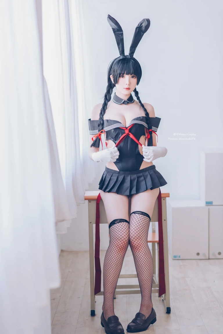 《卯月桃子 水手服兔女郎》｜霜月shimo · 19张写真