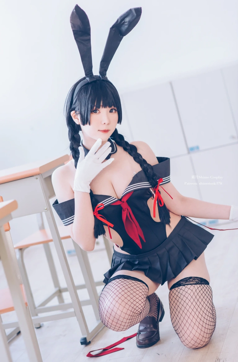 《卯月桃子 水手服兔女郎》｜霜月shimo · 19张写真